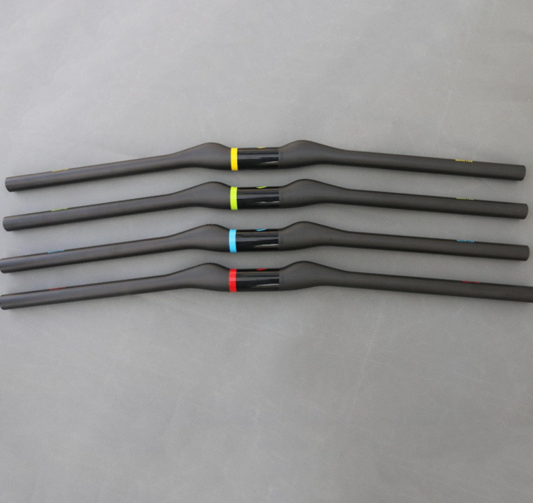 31.8mm Mountain Bike Handlebar T800 Full Carbon Fiber Handlebar Length 600-720mm 3K Matte for Mountain Bikes And Road Bikes,Red,700mm