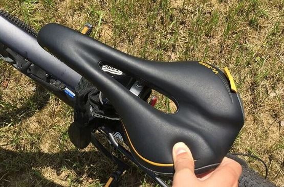 VELO Saddle VL-3256 Super soft and comfort for MTB