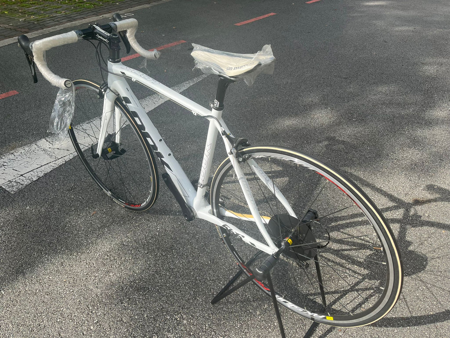 LOOK 566 105 S,XS Road Bicycle