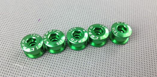 Akantor Chain Ring Screws