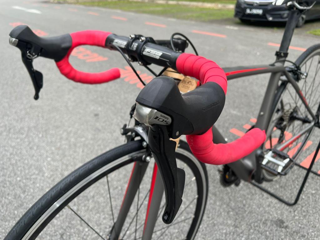 Yutk 700c road bike on sale